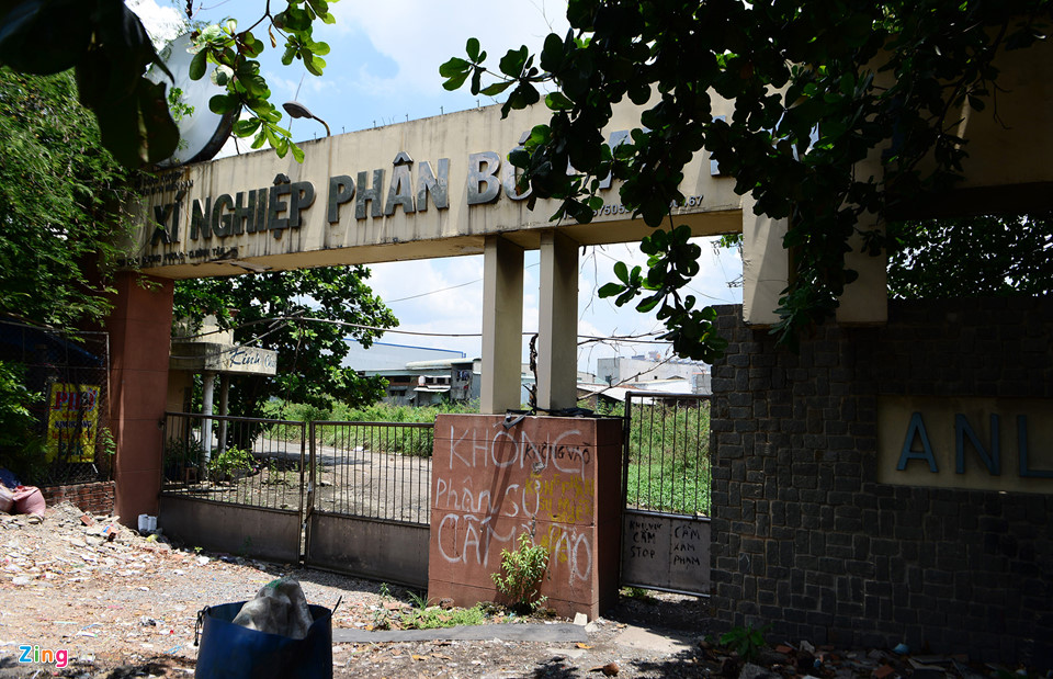 4 khu đất công bỏ hoang trên đoạn đường hơn 1 km ở Sài Gòn